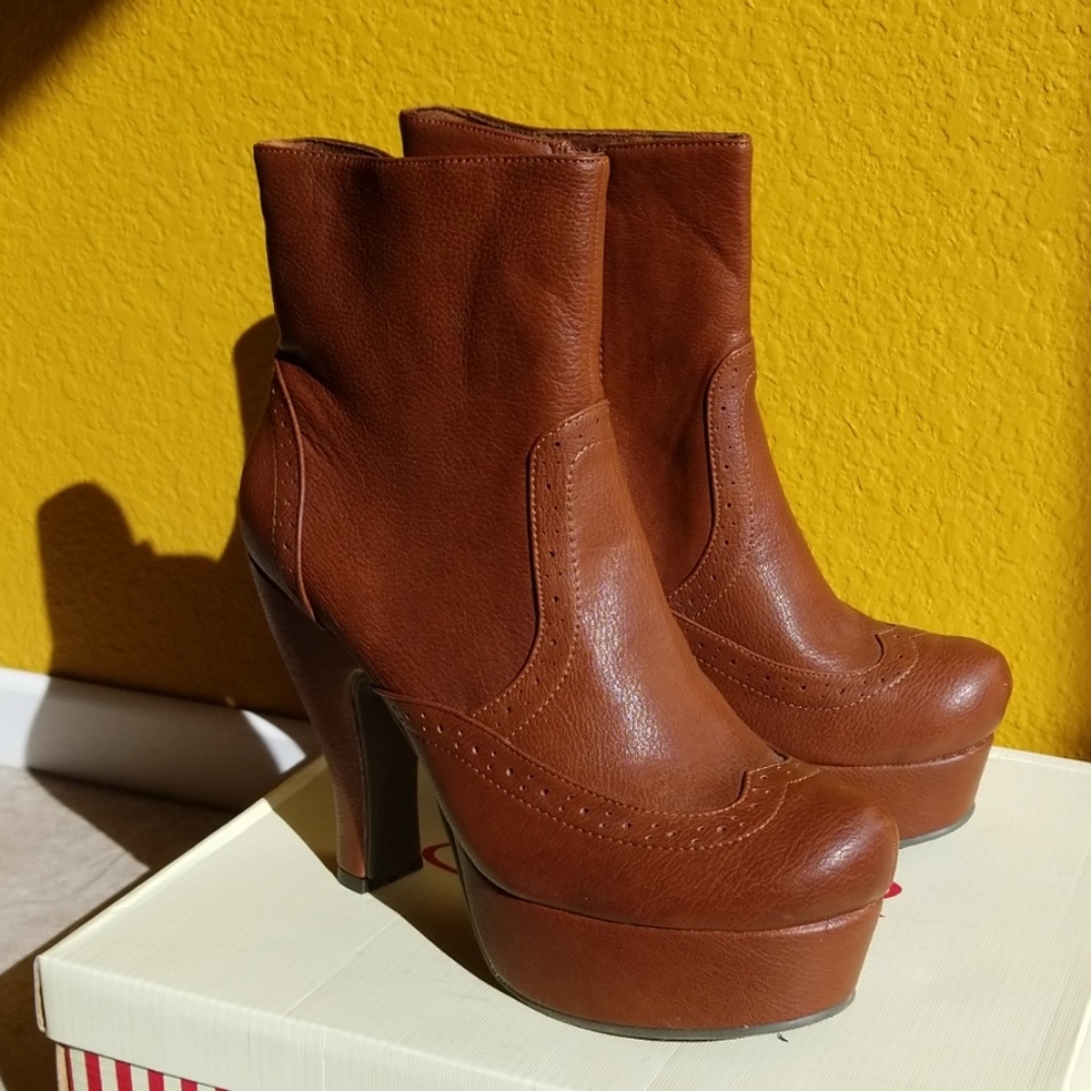 Size 9 Platform Booties, New